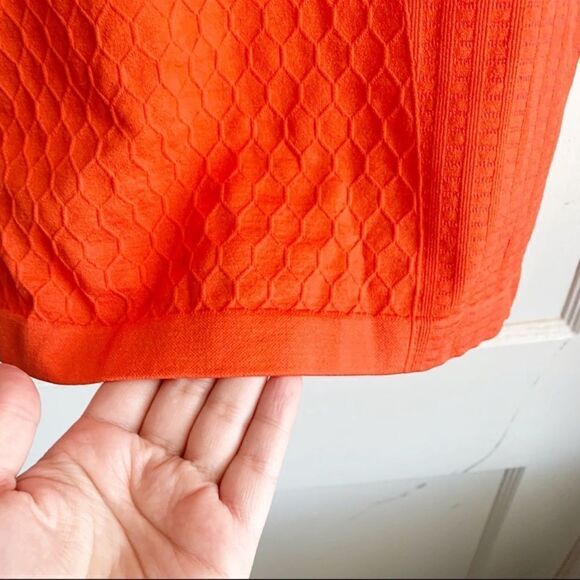 Athleta Orange Seamless Sequence Honeycomb Compression Tank S - Picture 4 of 6